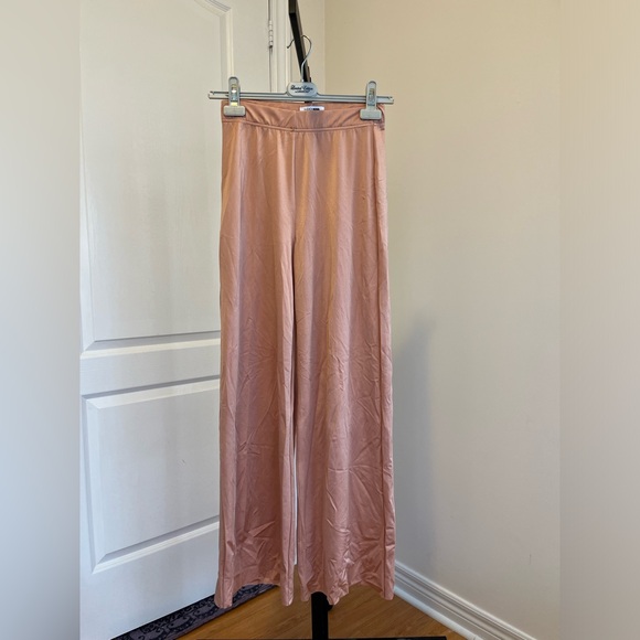 Where's My Butler 3 Piece Set - Rose Gold - Picture 10 of 12